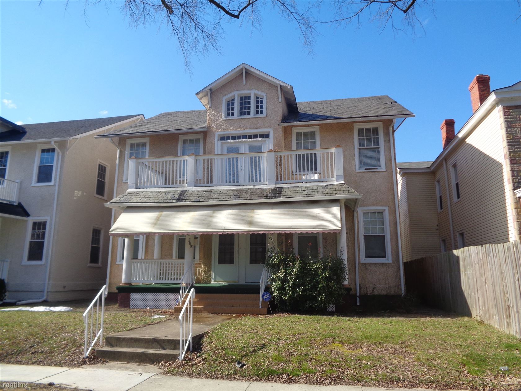 2818 Hanes Ave