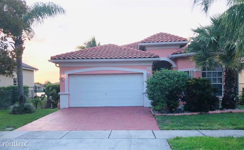 5290 SW 134th Ave