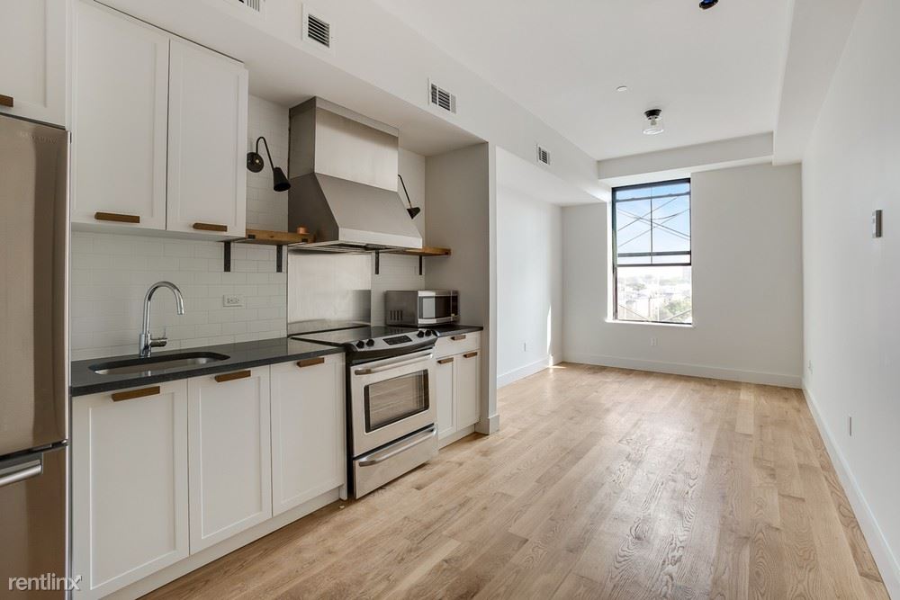 55-27 Myrtle Ave #405