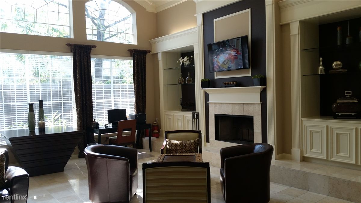 10 Oak Ct