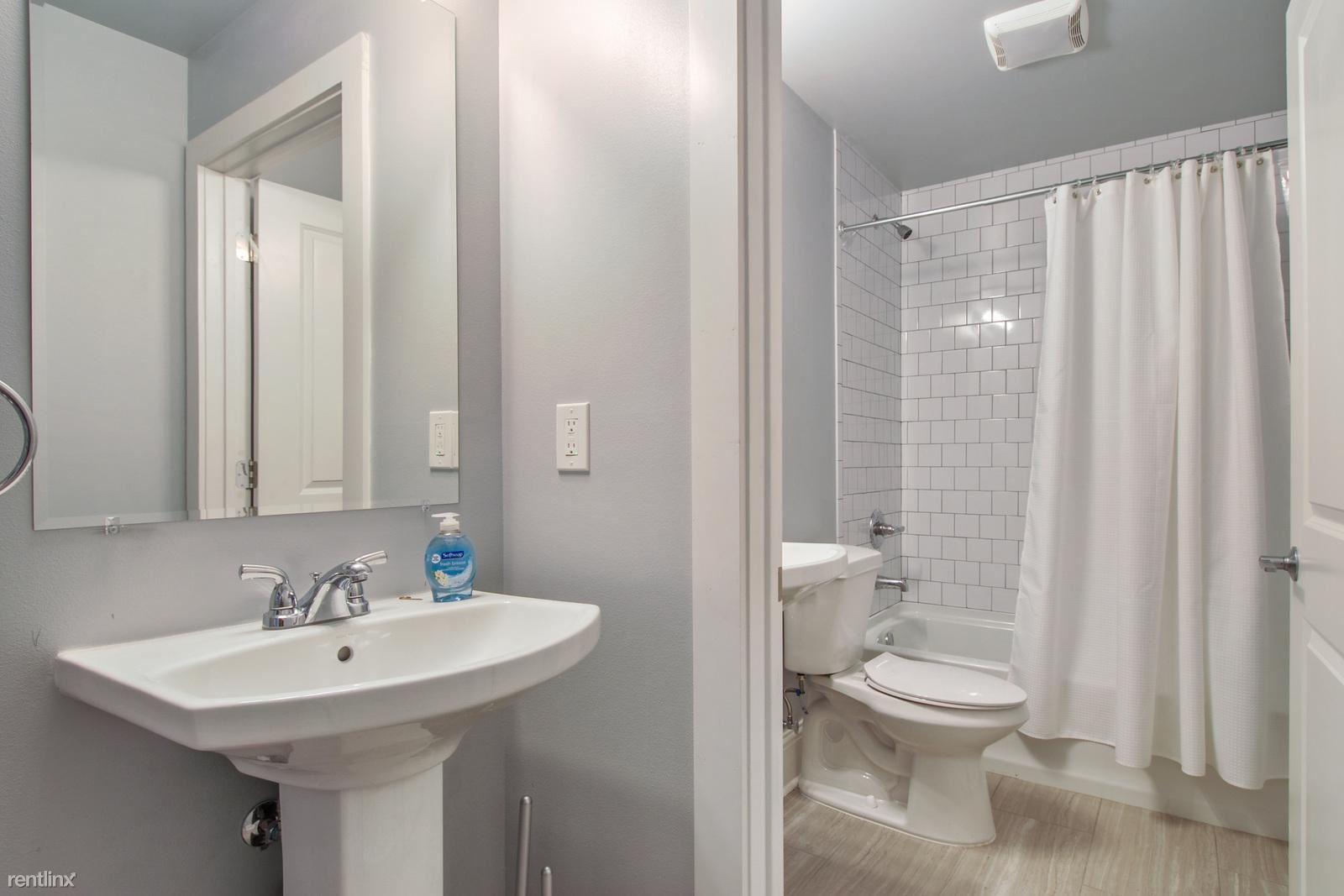 Clara St & Third St, LA (id.793)