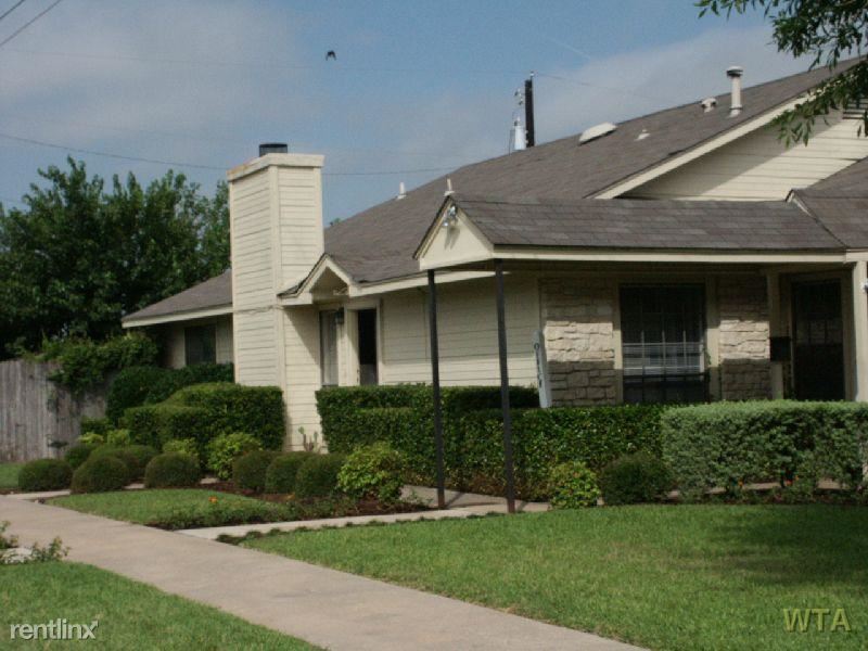 1338 CHRISTOPHER AVE