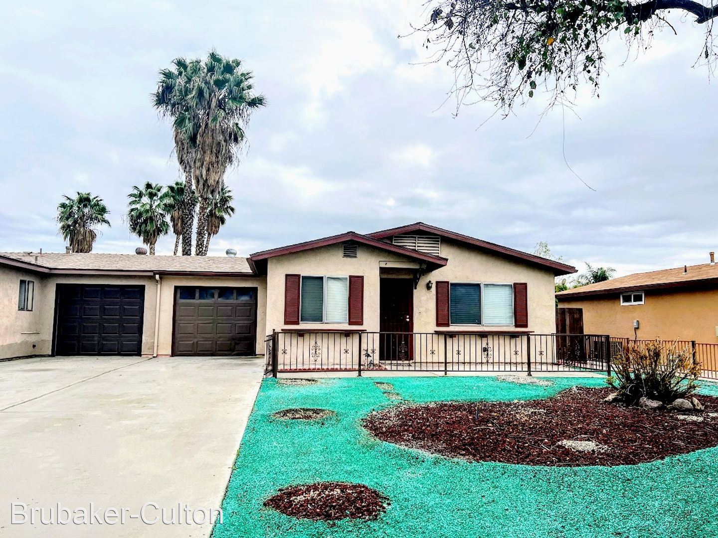 SENIOR COMMUNITY - Cristobal Ave