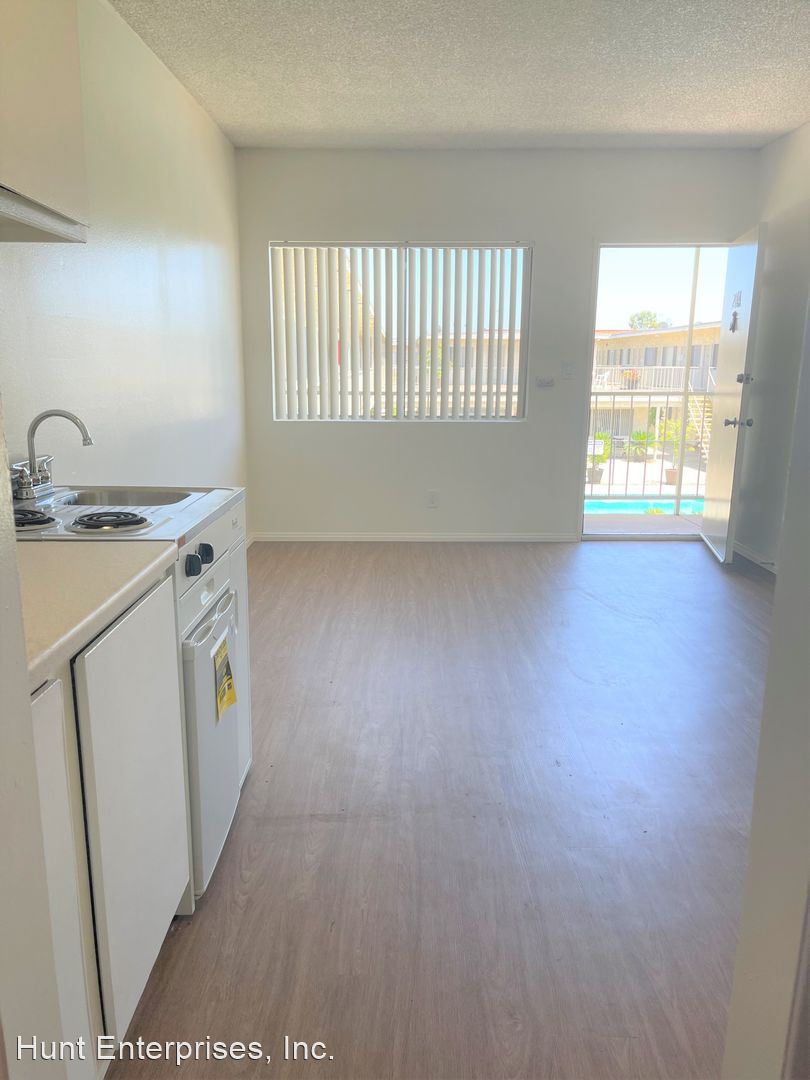 OCEANA 13520 KORNBLUM AVENUE