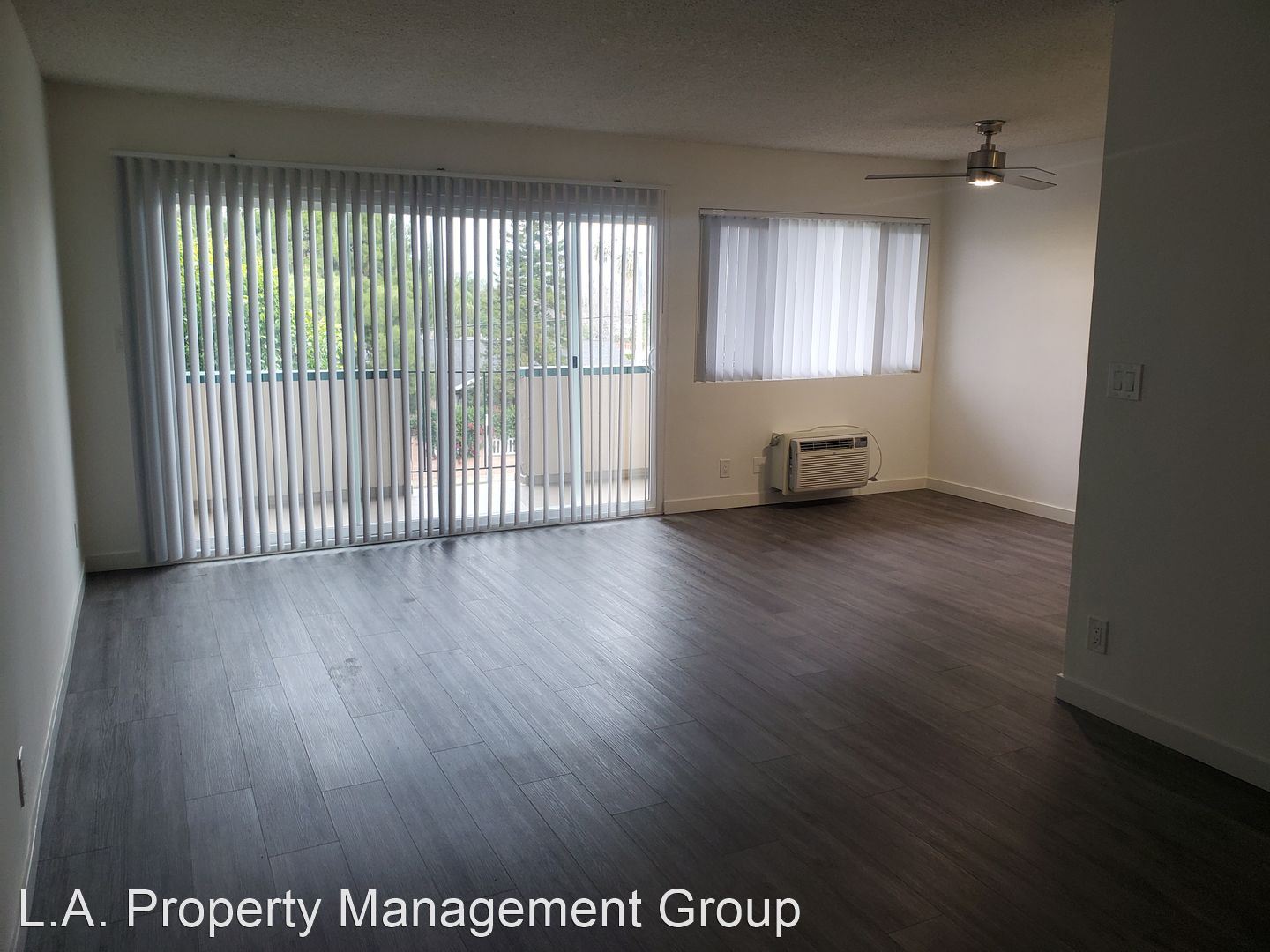 17320 Burbank Blvd.