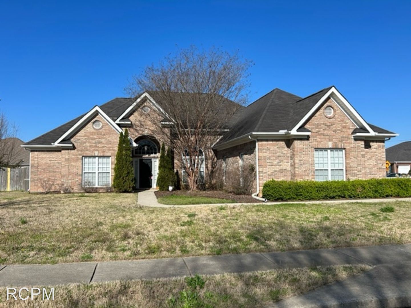 2246 Towne Park Dr.