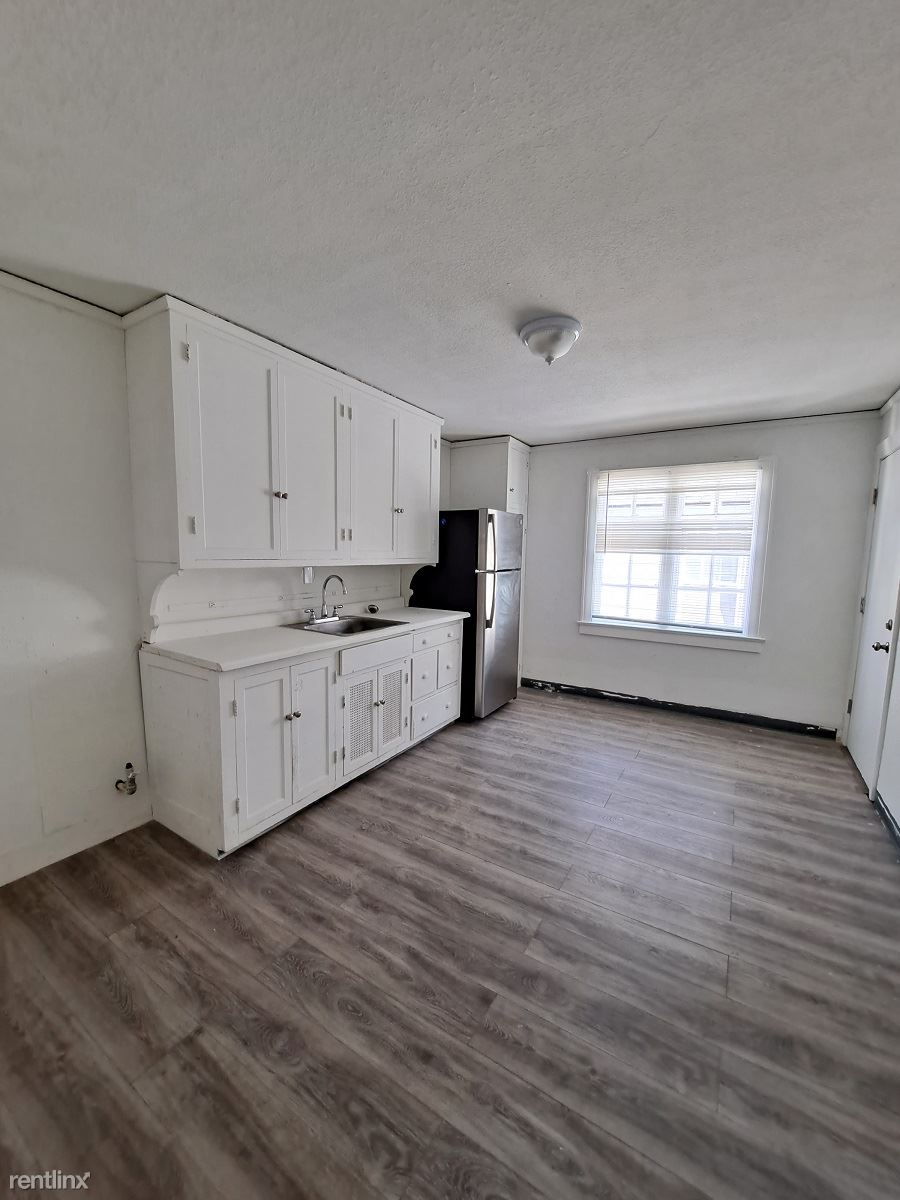 1004 Linda Vista Ave Apt 3