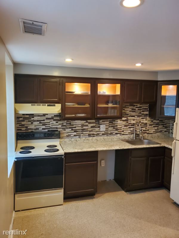 Liberty hgts ave  west baltimore city  21216