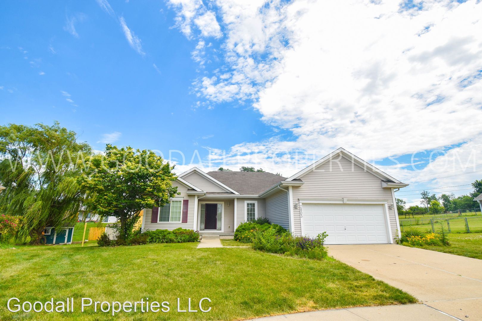 2803 Fayrdale Dr