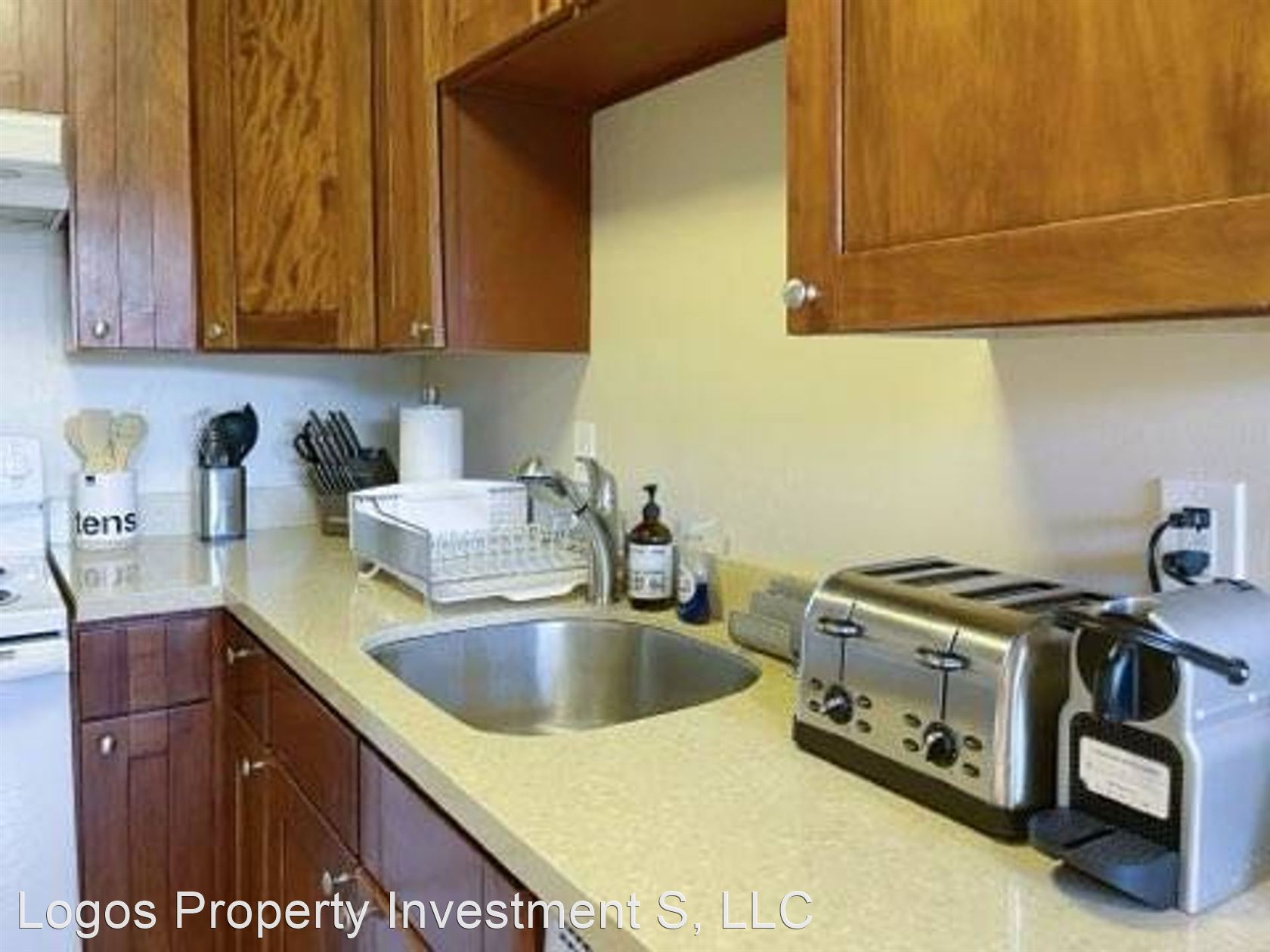 1008 Woodside