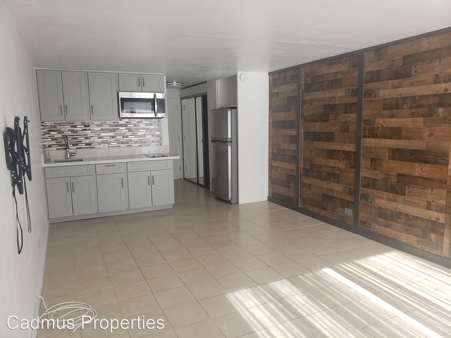 MAKAHA SURFSIDE APARTMENTS 85175 FARRINGTON HWY APT #C233