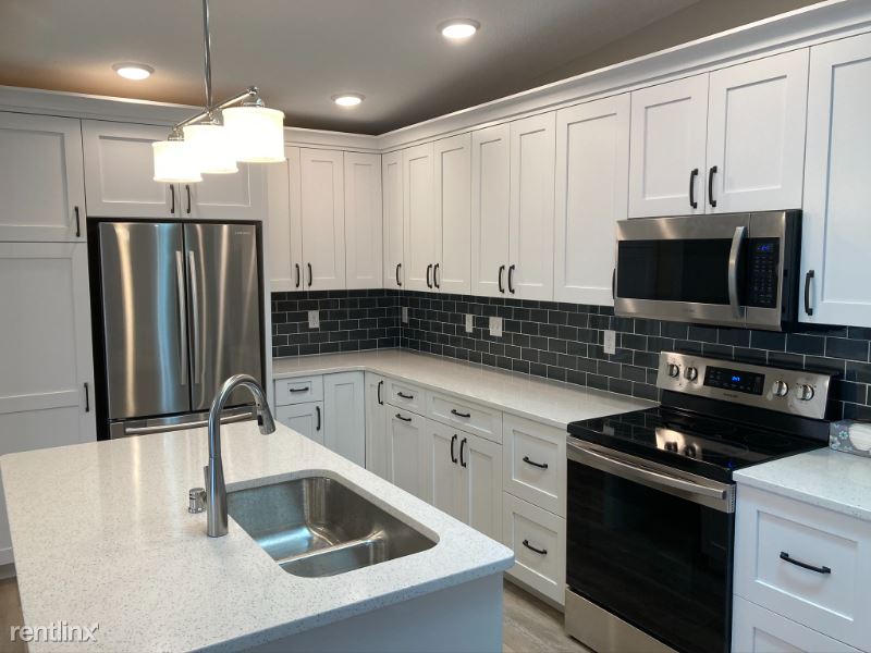 5531 Pompano Drive