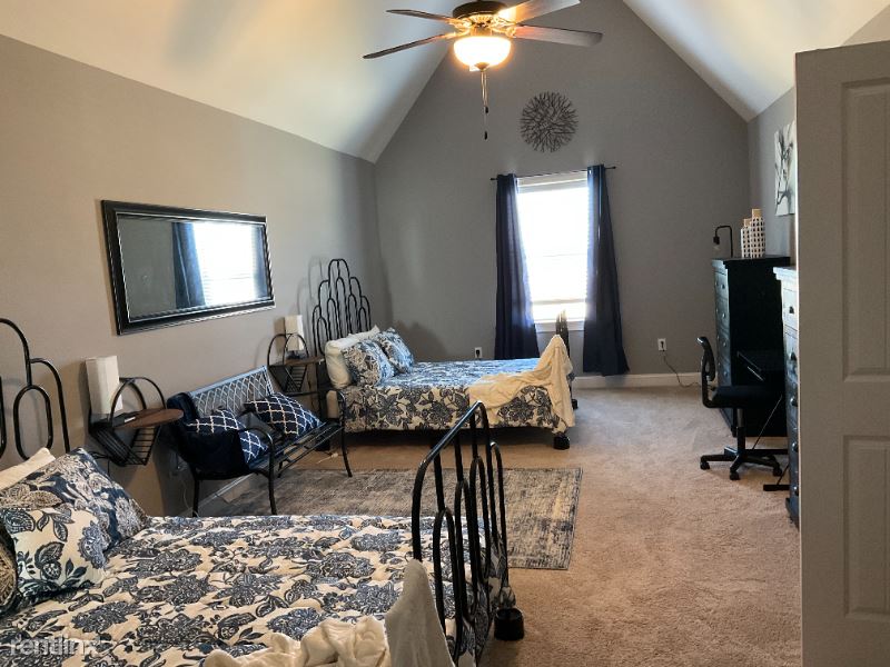 201 Pumprock Dr Room D2