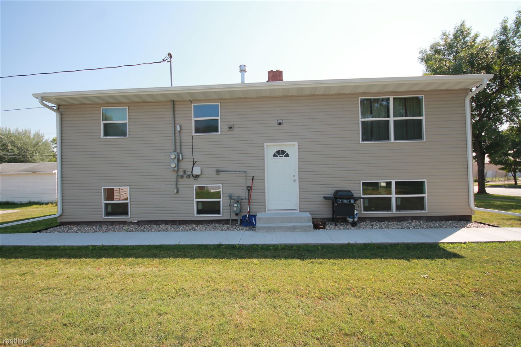 2010 Dyke Ave