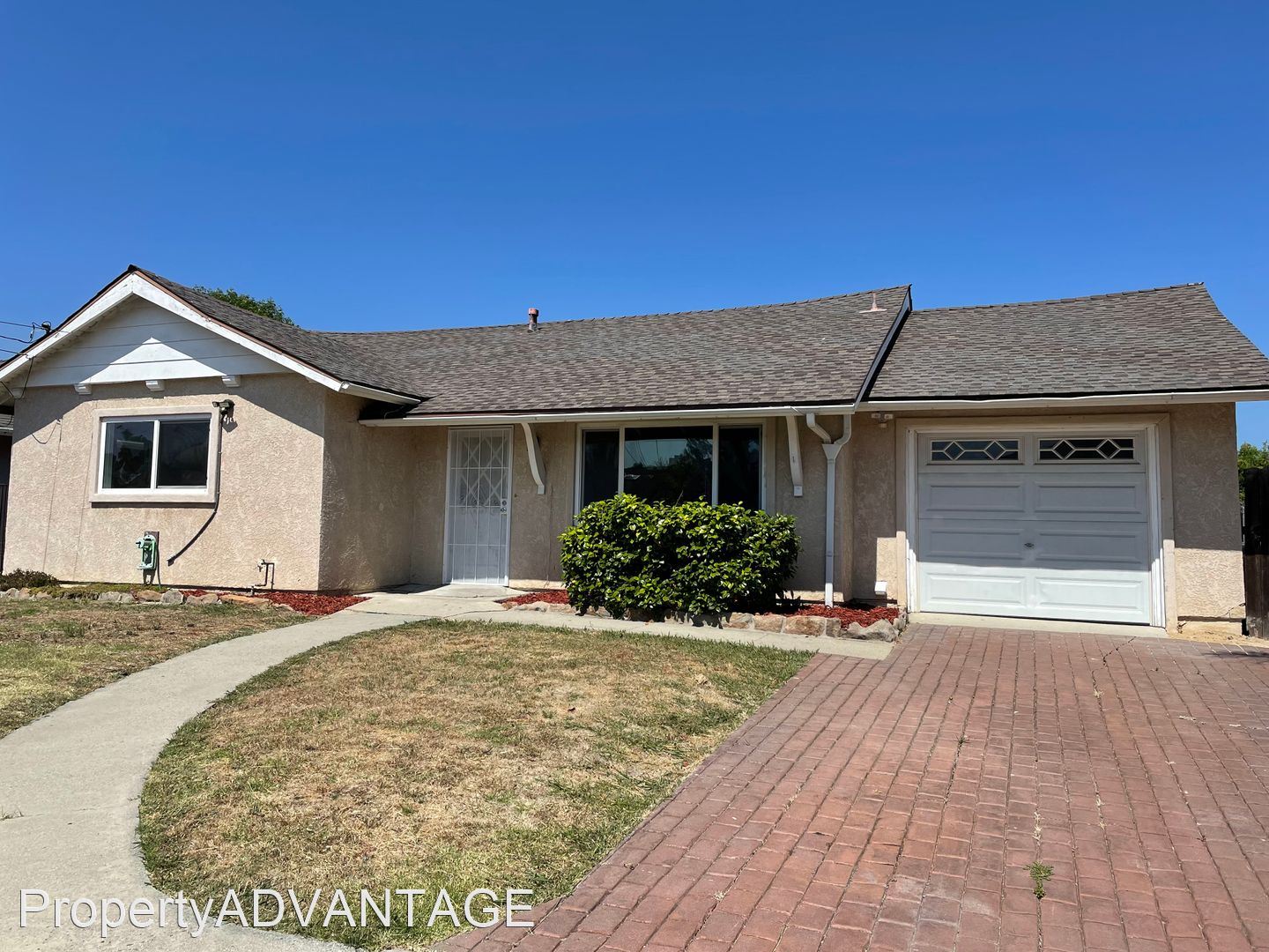 1015 Swallow Drive