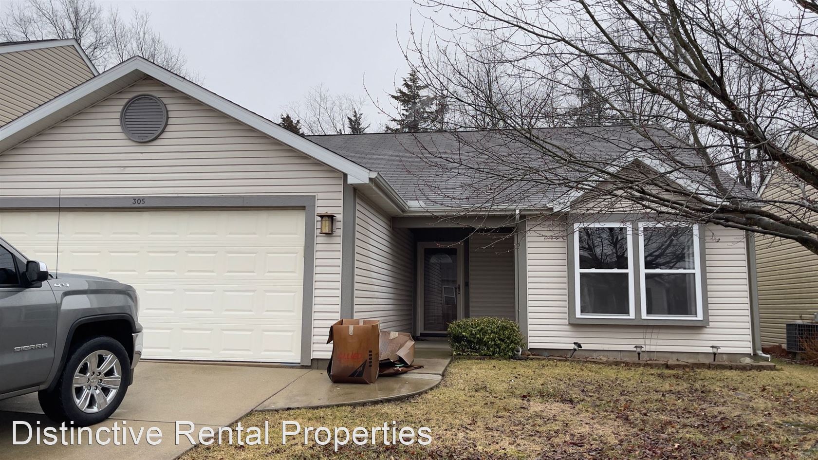 305 Bluegrass Dr