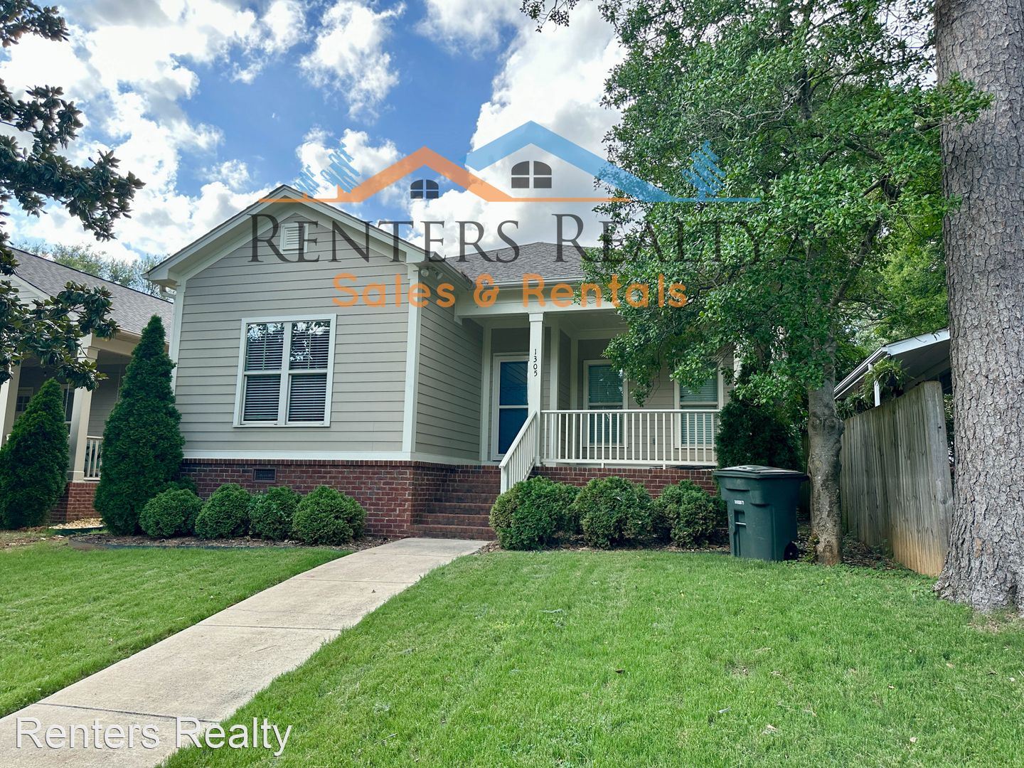 1305 McKinley Ave NE
