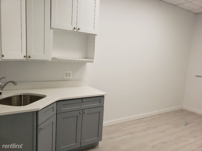 13621 hillside ave Mezzanine 1