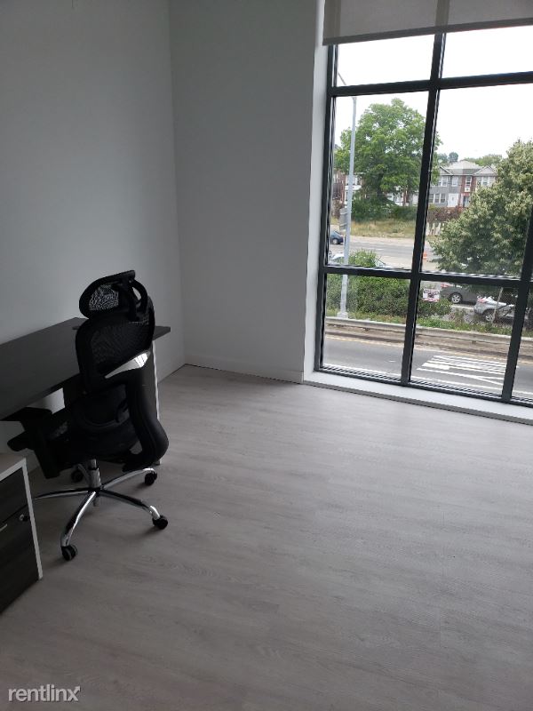 13621 hillside ave Mezzanine