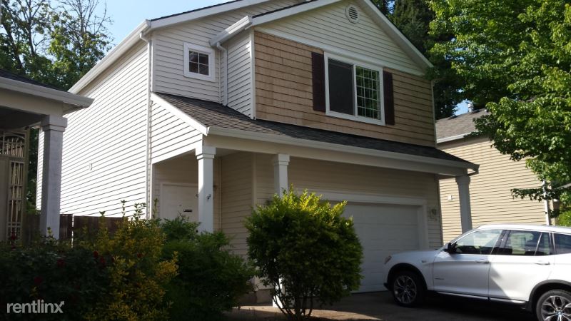 SW 208th Ave