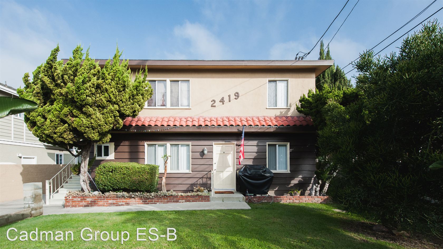 2419 Rockefeller Lane