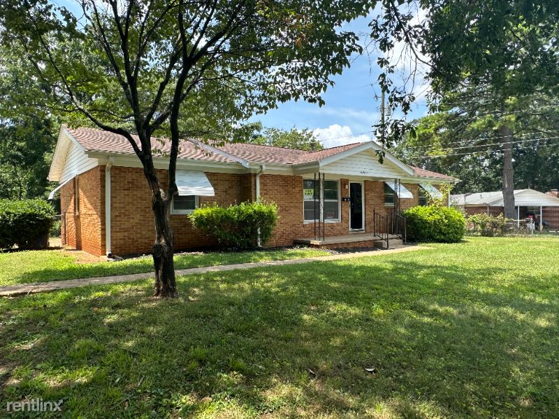 3905 Ellen Drive