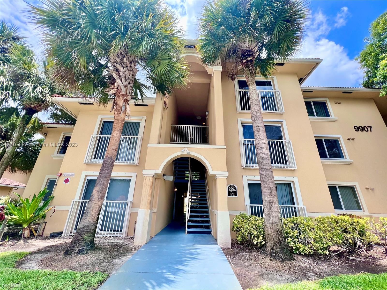 9907 Westwood Dr # 22-2