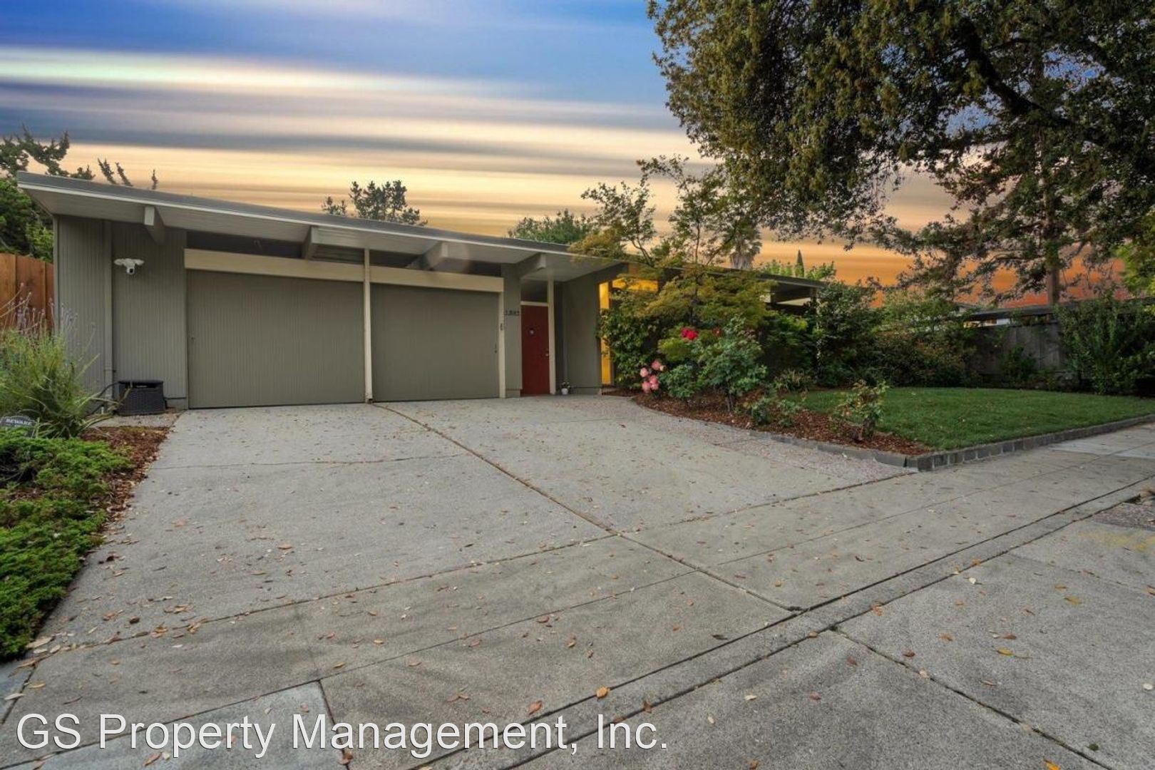 1207 McIntosh Avenue